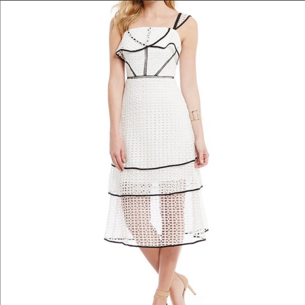 Beautiful white dress!